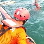 Armada de México salva a siete pescadores