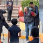 ¿Y la libertad de prensa? Detienen a camarógrafo